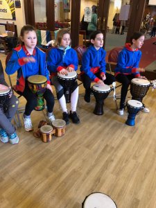 Guides drumming